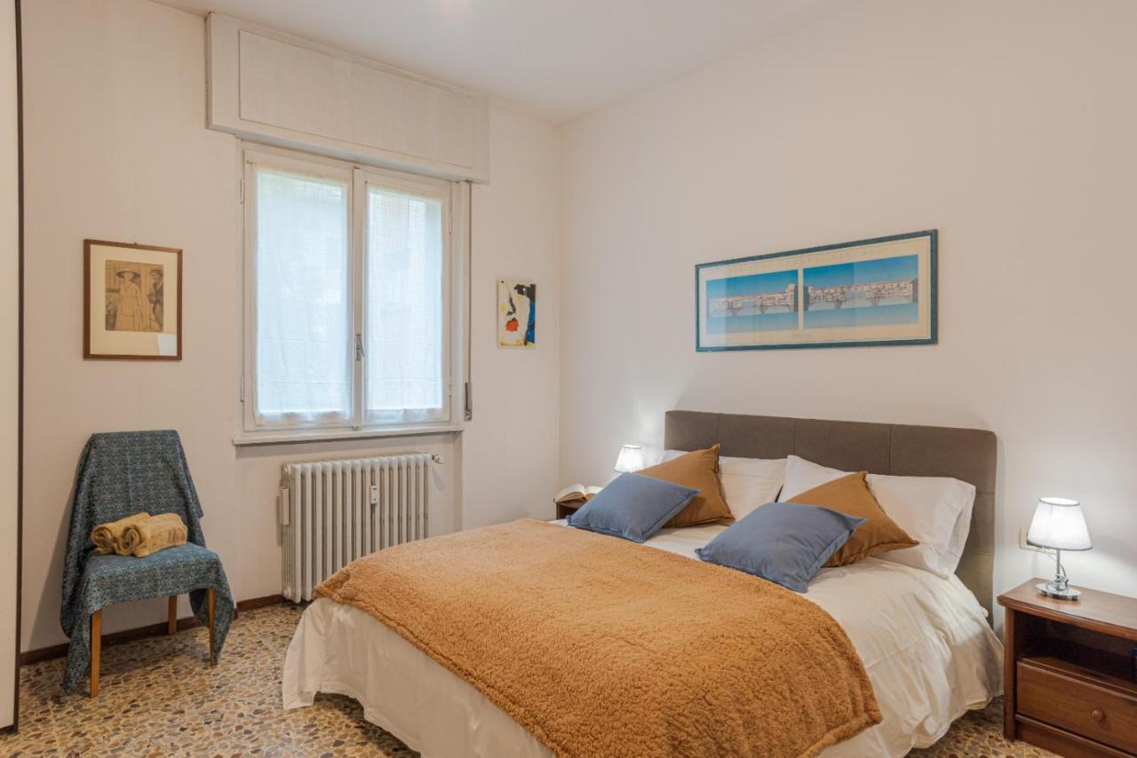 Lovely & Quiet - With Balcony & Parking