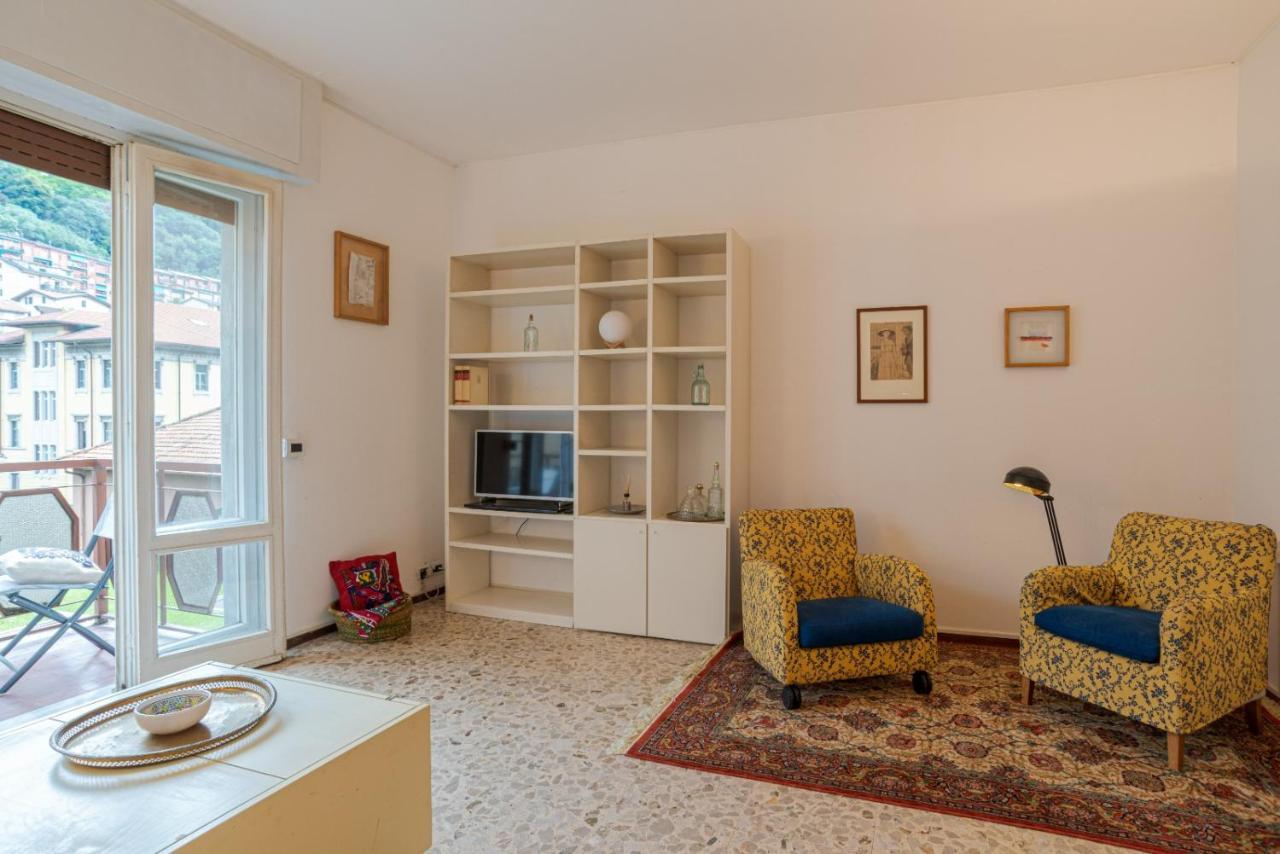 Lovely & Quiet - With Balcony & Parking * Como